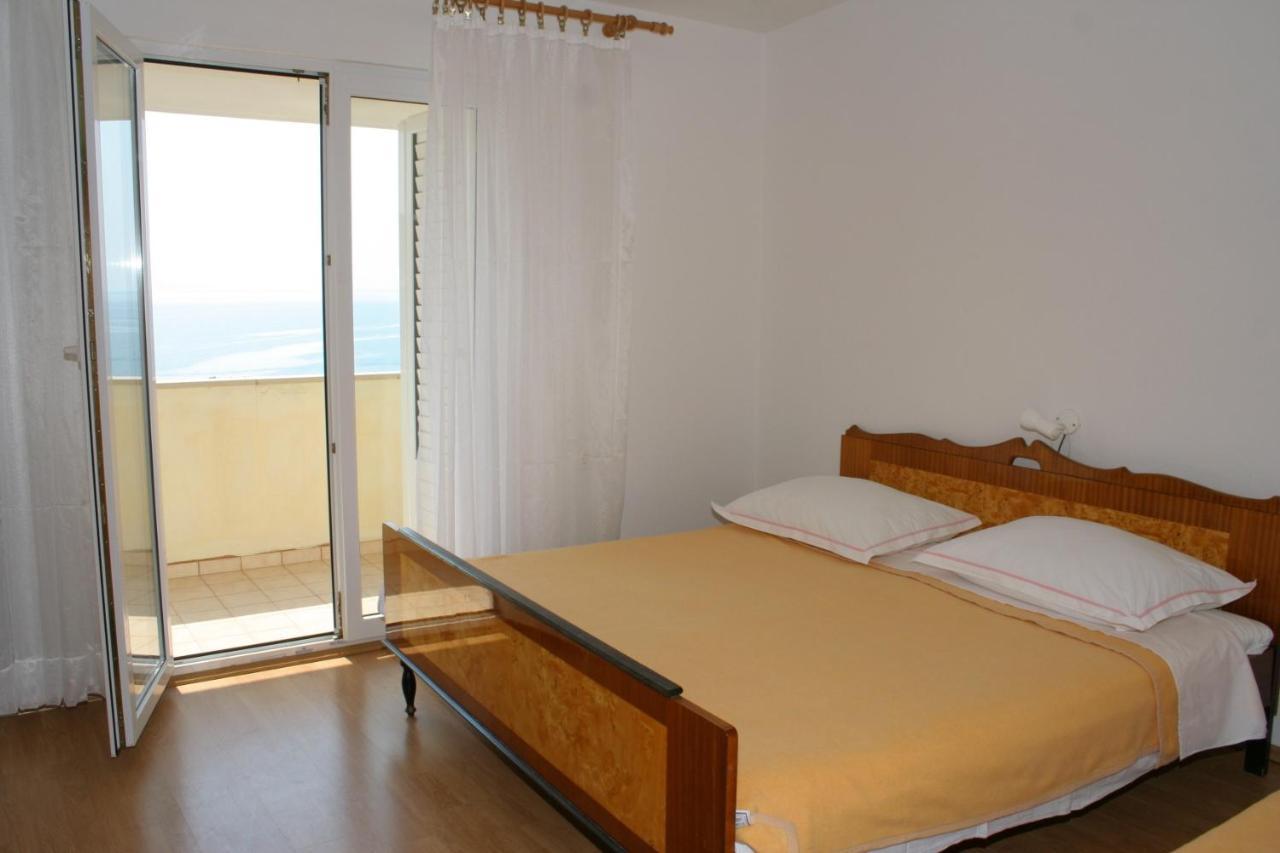 Apartments By The Sea Podgora, Makarska - 518 Exterior photo