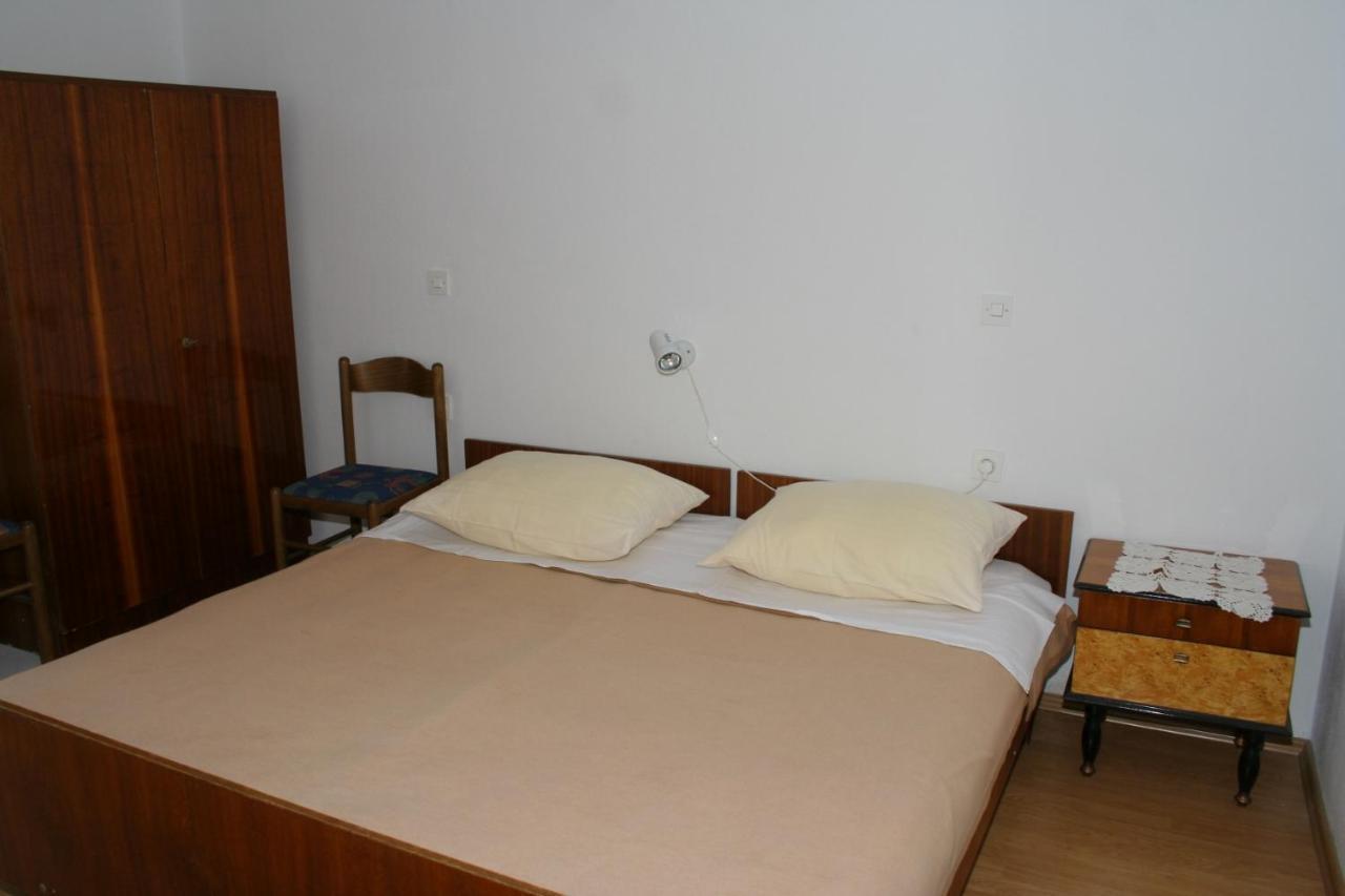 Apartments By The Sea Podgora, Makarska - 518 Exterior photo